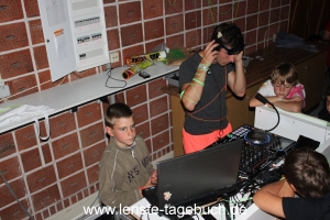 neon_party_047