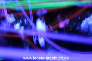neon_party_133 neon_party_133