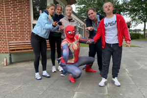 a5cd6a27-adf9-4054-8686-27fc9f000ba3